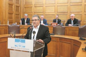 Θέλει Σύνταγμα έξω από τα αστικά τείχη