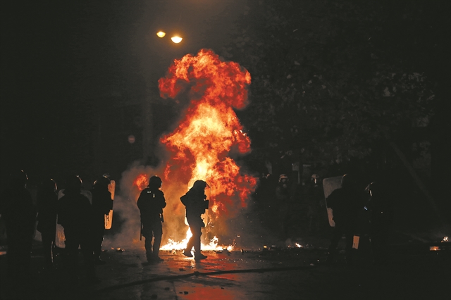 Ποιος θα νικήσει το λόμπι;