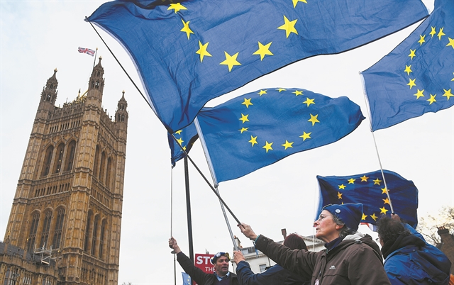 Θα είναι η Τρίτη… αποφράδα ημέρα;