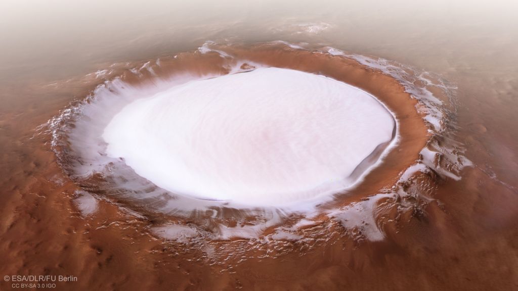 Εντυπωσιακή φωτογραφία «χιονισμένου» κρατήρα στον Αρη
