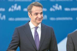 Σύνθημα εκκίνησης για τον προεκλογικό αγώνα