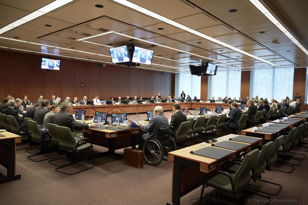Εκτακτη τηλεδιάσκεψη του EuroWorking Group – Βίζερ: «Η Ελλάδα θα παραμείνει στο ευρώ»