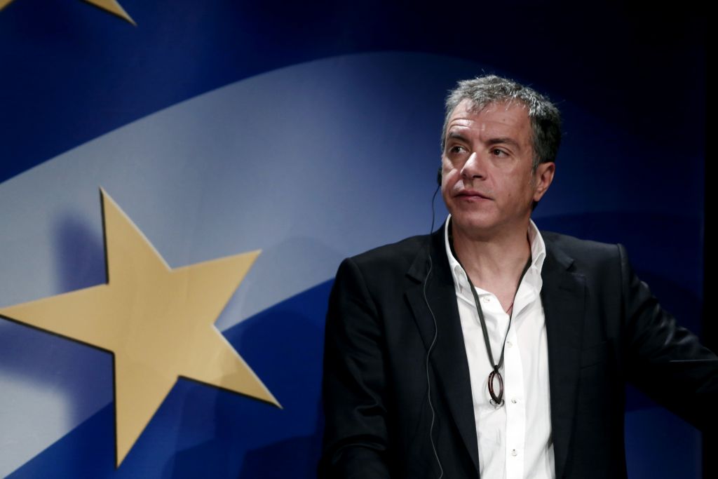 «Να συμπορευτεί με την Ευρώπη» καλεί τον Πρωθυπουργό ο Σταύρος Θεοδωράκης