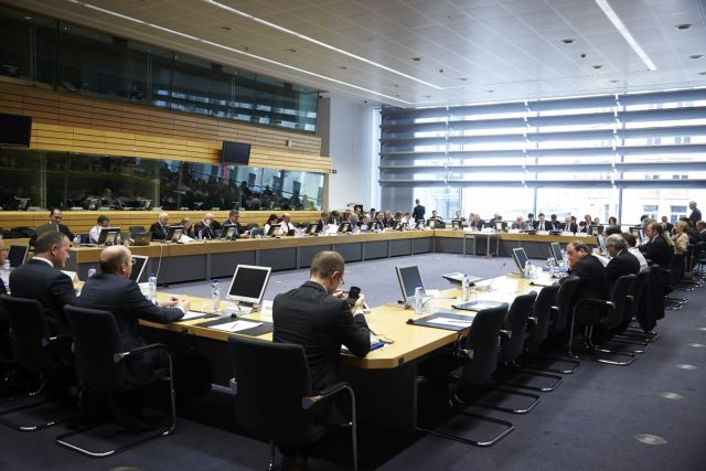 Το ελληνικό χρέος για πρώτη φορά στο τραπέζι του Eurogroup