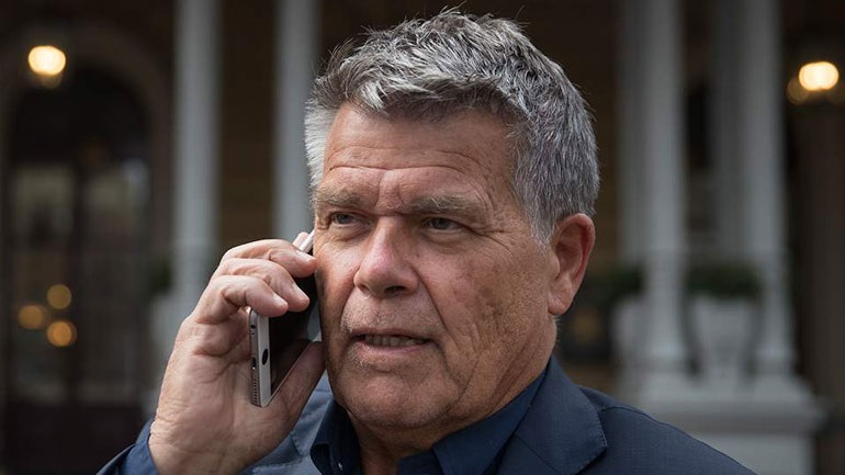 Ηθελε να κόψει 20 χρόνια από την ηλικία του για να μην… τρομάζουν οι γυναίκες