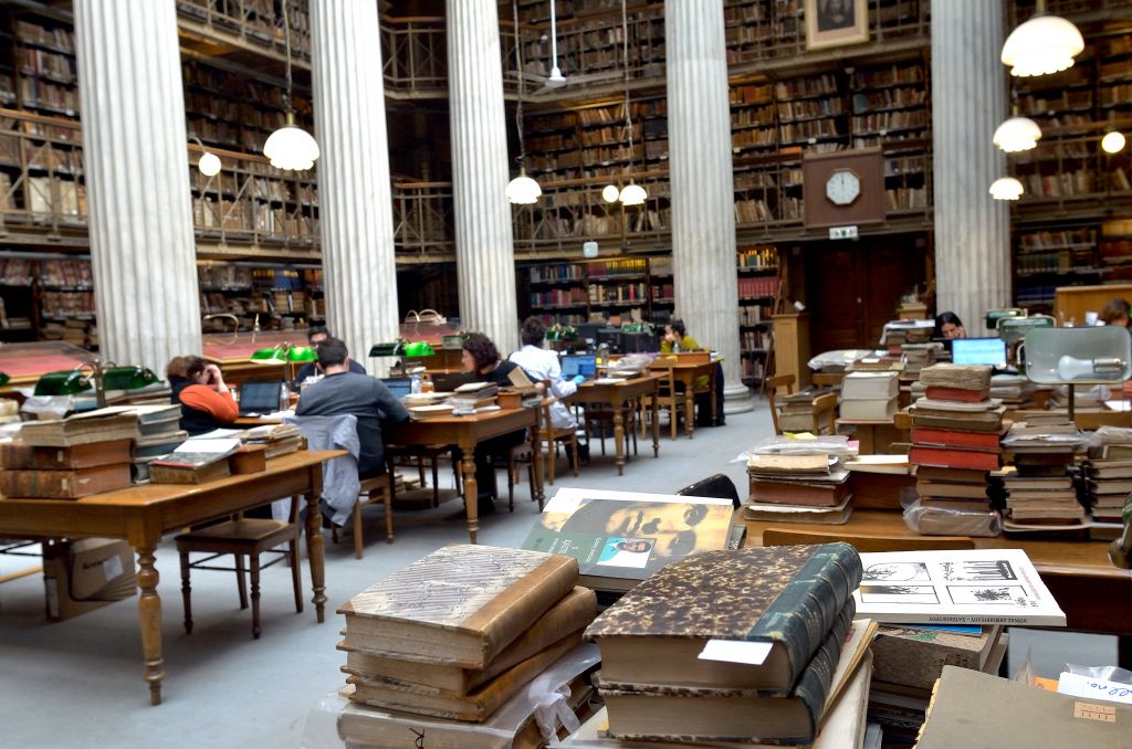 Ξενάγηση στις βιβλιοθήκες της Αθήνας