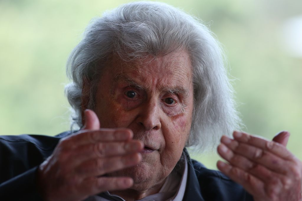 Mikis Theodorakis’ open letter to a tenor from FYROM on Skopje’s irredentism