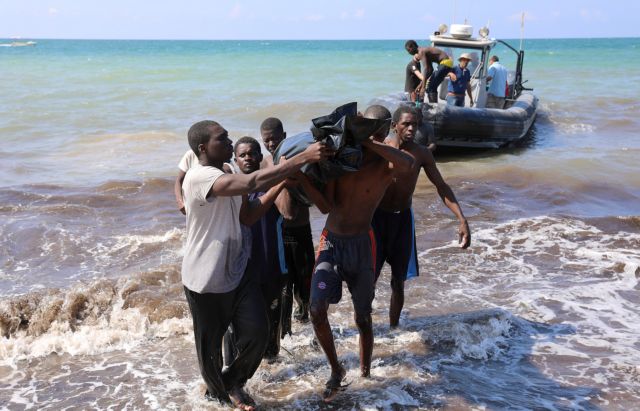 Σοκ: Πάνω από 200 μετανάστες πνίγηκαν σε δυο μόνο μέρες στη Μεσόγειο