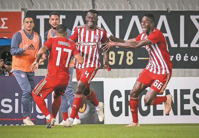 Μάχη για να μη «γράψει» απουσία