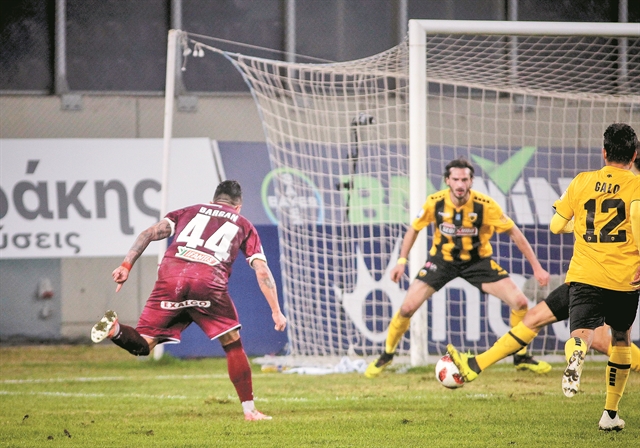 Μπλόκο στο «χωράφι» του κάμπου