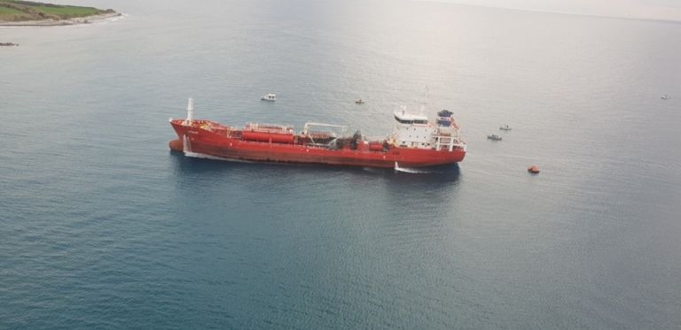 Κύπρος: Ρυμουλκήθηκε σε αγκυροβόλιο το πετρελαιοφόρο «Αθλος»