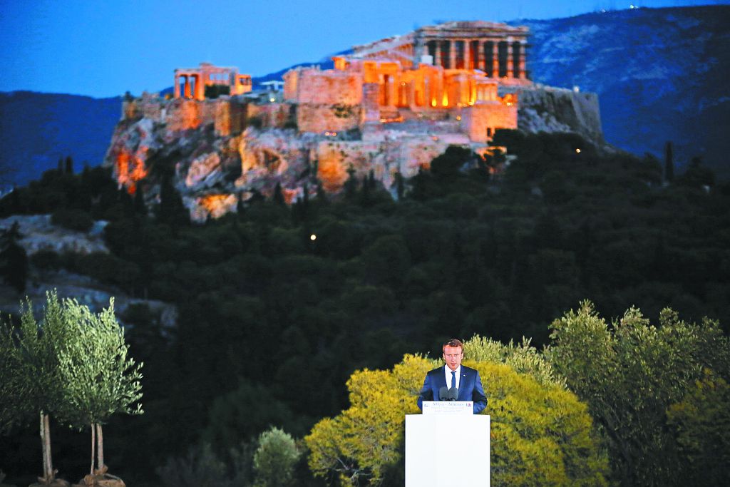 «Τι κάνουμε εμείς για τη δημοκρατία;»