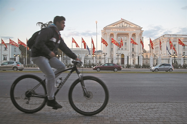 «Μακεδόνες του Αιγαίου» και άλλες σκοπιανές ιστορίες