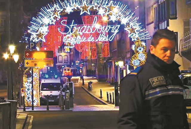 Τρόμος στη χριστουγεννιάτικη αγορά