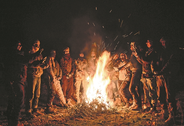 Σε απόσταση αναπνοής Τούρκοι και Σύροι στο Μανμπίτζ