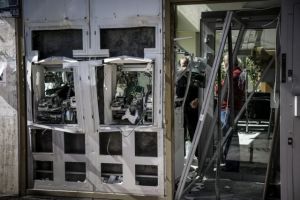 Ανατίναξαν ΑΤΜ της Εθνικής στο Περιστέρι