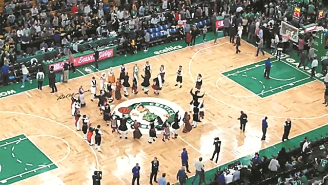 Mακεδονία ξακουστή, του… Γιάννη η χώρα!