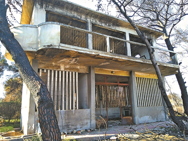 Εσβησε ο παππούς-ήρωας που έδωσε μάχη στο Μάτι