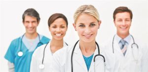 Γιατροί και νοσηλευτές σε Αγγλία, Βέλγιο και Γερμανία