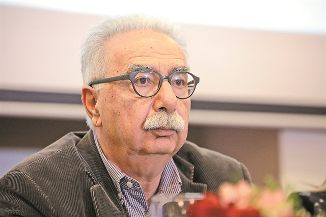 Διακρατικά πανεπιστήμια για να σωθεί η Ευρώπη