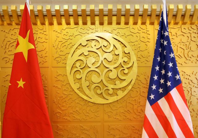Κίνα και ΗΠΑ συνεχίζουν τις διαπραγματεύσεις για το εμπόριο