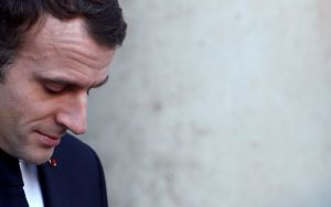 Ανησυχία Μακρόν μετά την απόσυρση των αμερικανικών στρατευμάτων από τη Συρία