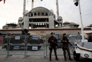 Συνελήφθη Γερμανός που υποστήριξε τρομοκρατική οργάνωση στο Facebook