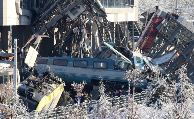 Τουρκία: 9 νεκροί και 47 τραυματίες στο σιδηροδρομικό δυστύχημα