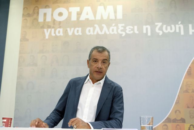 Θοεδωράκης: To 2019 να σκεφθούμε αλλιώς και να πράξουμε αλλιώς