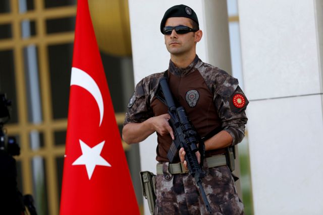 Τουρκία: Κύμα συλλήψεων για «τρομοκρατικές» διασυνδέσεις το 2018