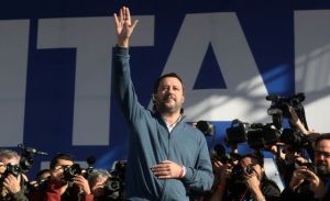 Σαλβίνι: Δε θα ρίξω την κυβέρνηση εξαιτίας των γκάλοπ