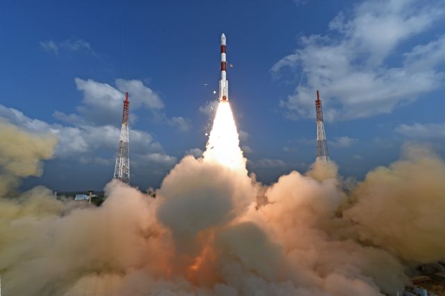 Η Ινδία θα στείλει επανδρωμένη αποστολή στο Διάστημα