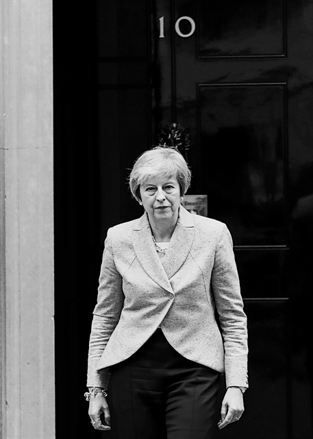 Γκρέμισε το πολιτικό κεφάλαιο που επί χρόνια έχτιζε