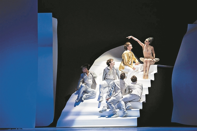 Μια «Σταχτοπούτα» για όλες τις εποχές