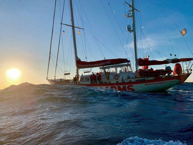 Ισπανία: Προς την Αλχεθίρας οδεύει το Open Arms με 311 μετανάστες