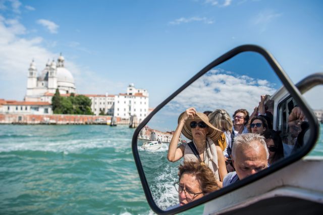 Ιταλία: Καθιερώνεται εισιτήριο εισόδου στους επισκέπτες της Βενετίας