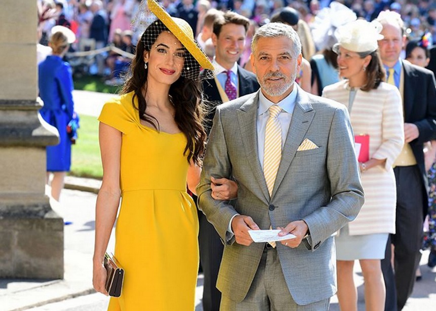 Πωλείται το κίτρινο φόρεμα που φορούσε η Αμάλ Αλαμουντίν στον γάμο του πρίγκιπα Χάρι και της Μέγκαν