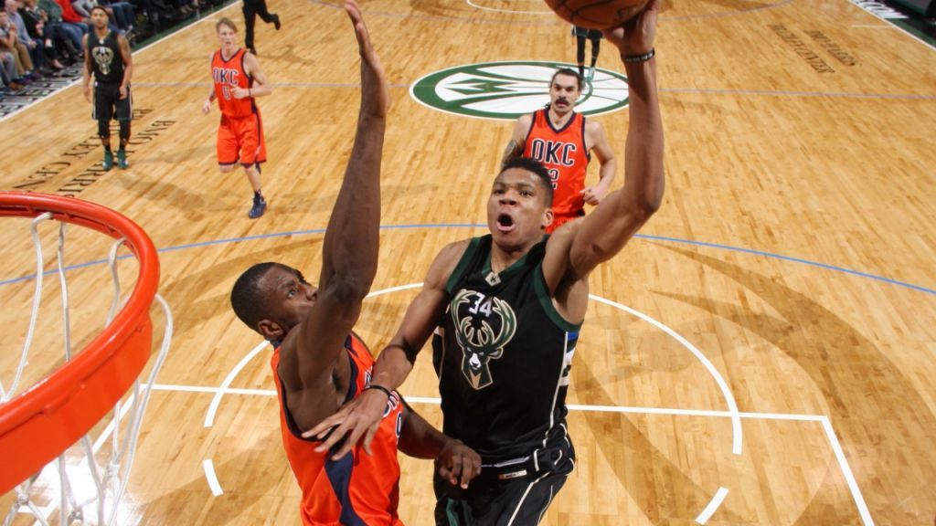 Αντετοκούνμπο: Παίκτης του μήνα, ρέκορντμαν για τους Μπακς