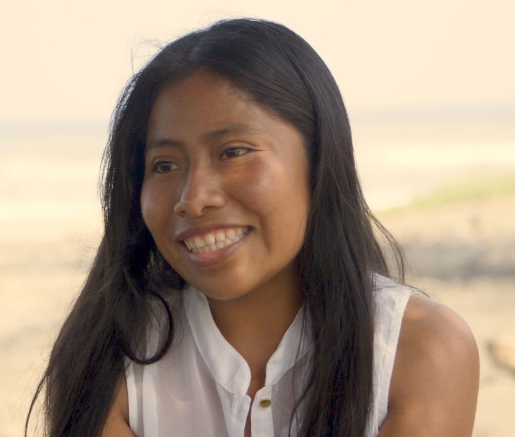 Γιαλίτζα Απαρίσιο: Μία ινδιάνα από το Μεξικό που μάγεψε το Χόλιγουντ