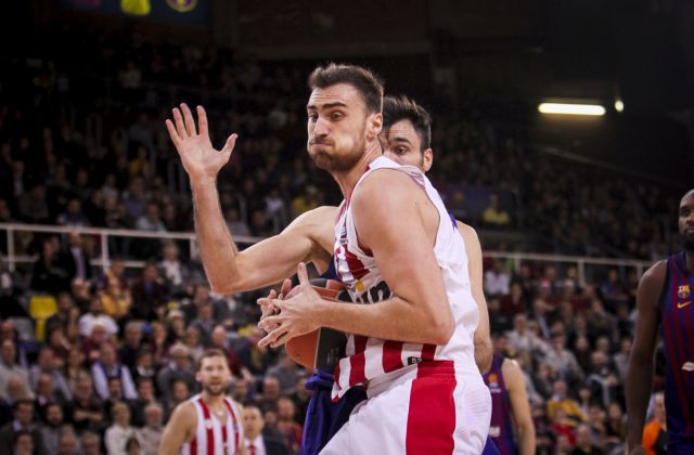 Σπουδαία εμφάνιση του Ολυμπιακού και νίκη στη Βαρκελώνη