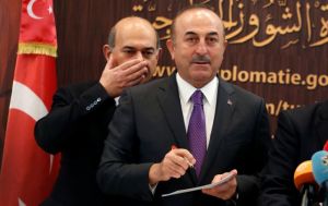 Τσαβούσογλου: Η Τουρκία θα ξεκινήσει επιχείρηση ανατολικά του Ευφράτη