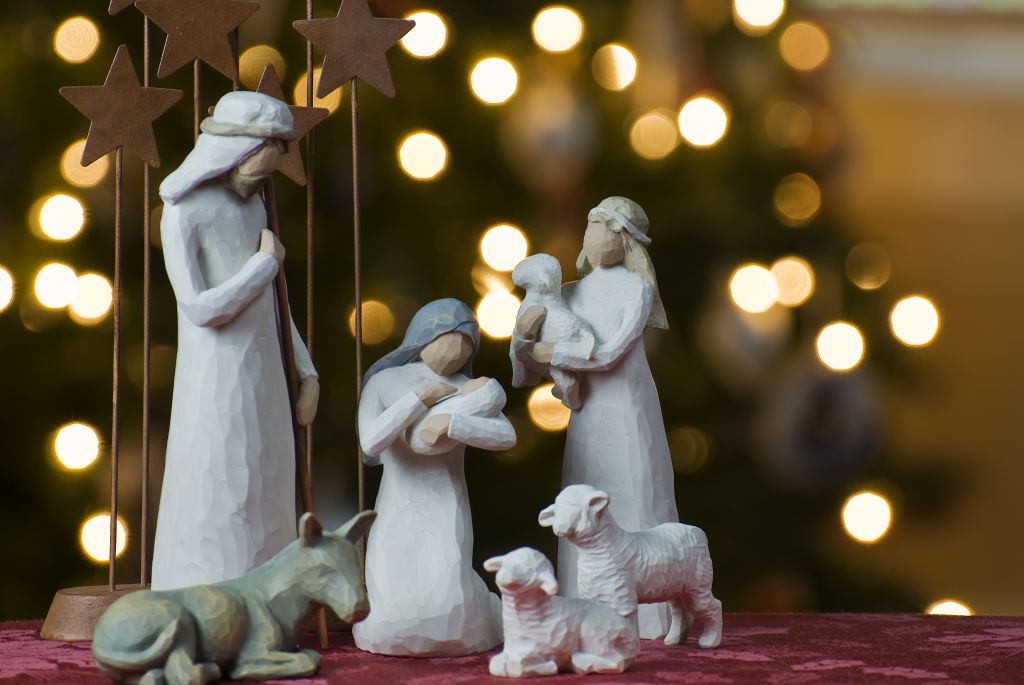 25 Δεκεμβρίου : Γιατί γιορτάζουμε τα Χριστούγεννα τη συγκεκριμένη μέρα;