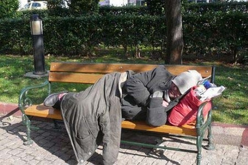 Κύπρος: Αστεγοι έμειναν 100 άνθρωποι μετά από έξωση – Ανάμεσα τους και παιδιά