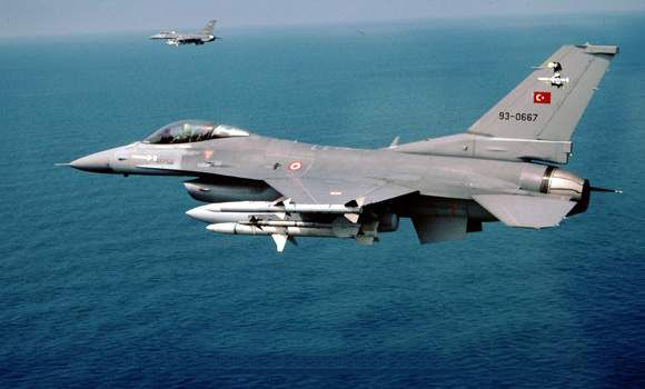 Χαμηλή πτήση τουρκικών F-16 πάνω από το Καστελόριζο