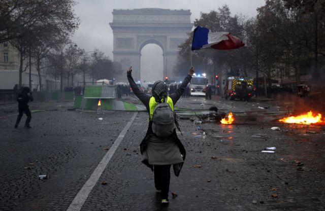 Στους 65 οι τραυματίες στο Παρίσι