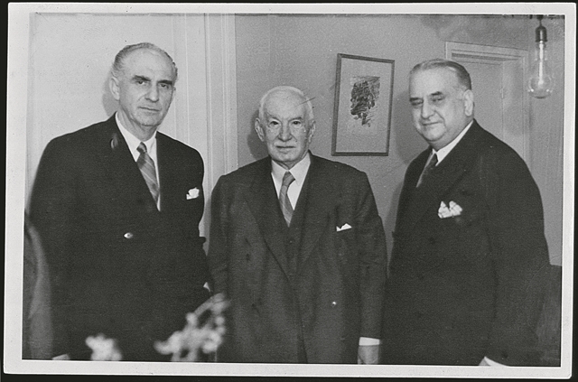 Πολιτική σε κινούμενη άμμο