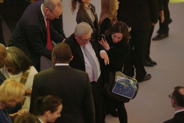 Το νέο ατύχημα Γιούνκερ και η απάντηση της ΕΕ