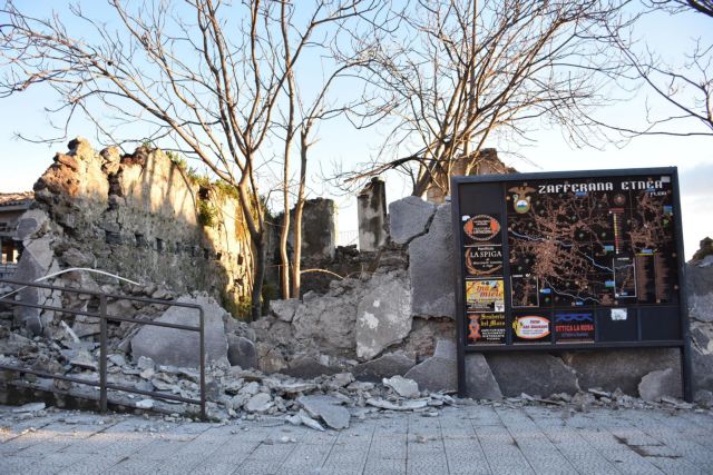 Σε επιφυλακή η Ιταλία μετά τον σεισμό – Δεν αποκλείονται νέες δονήσεις