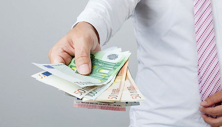 Αναδρομικά : Πόσα χρήματα θα πάρουν οι δημόσιοι υπάλληλοι