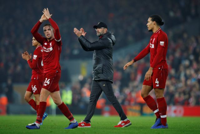 Ο Αγιος Βασίλης ήρθε στο Ανφιλντ και από το Λέστερ